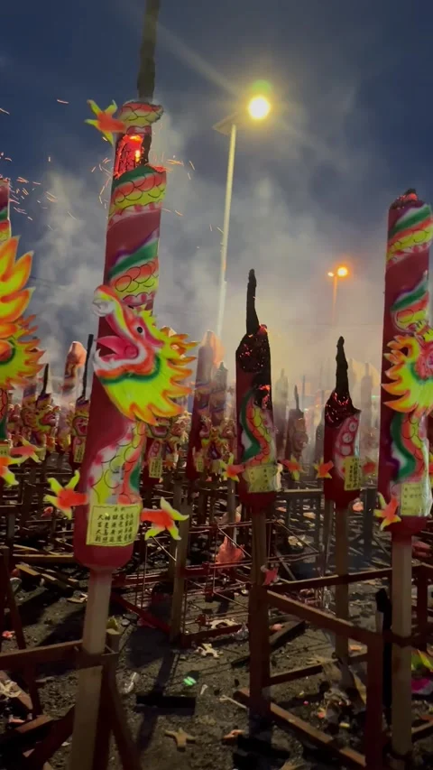 Light up the dragon incense for blessing peace to the world Stock Footage 307312047