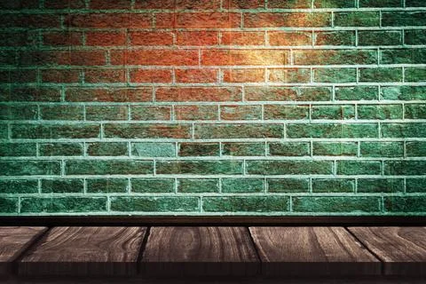 Light on green brick wall Illustrazione stock