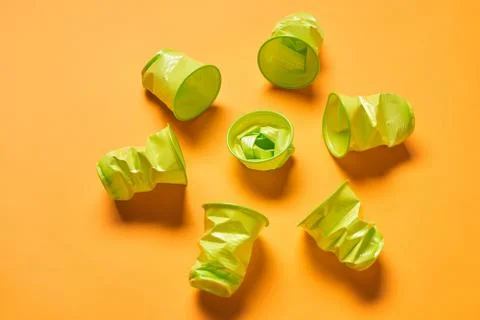 Light Green Plastic Cups Foto stock