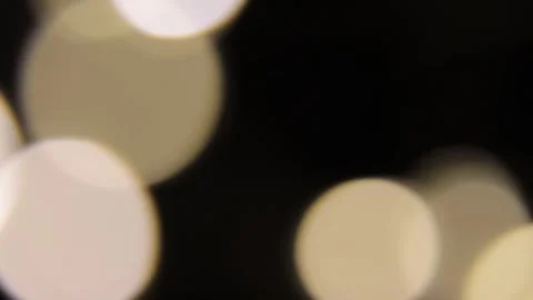 The light of the large and small bokehs moves to the left. Видео 317489973