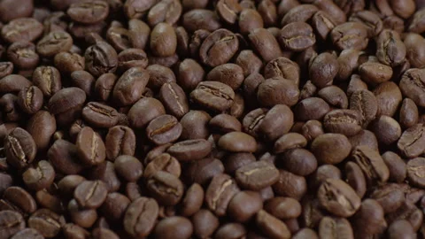 Light moving slowly over Coffee Beans 库存影片 142194974