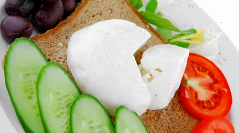 Light mozzarella and bread Видео 24827186