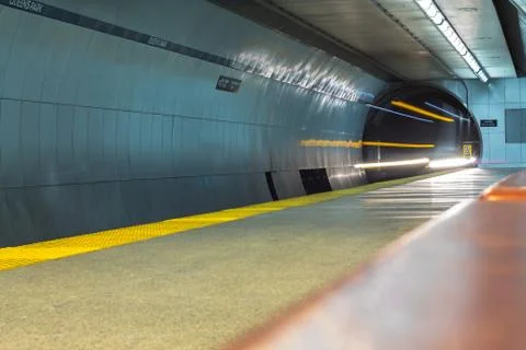 The light or the train Foto stock