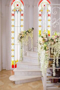 Light steps with flowers and windows Foto stock