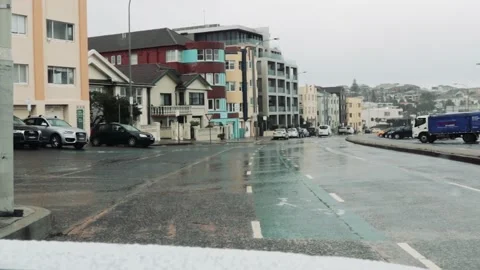 Light traffic on Campbell Parade in Bondi, Sydney Stock Footage 146440862