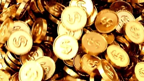 Light transition over gold coins Light transition over gold coins Piles of Vídeos de archivo 334028447