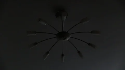 The light that turns off and on regularly from the switch. Stock Footage 116560208