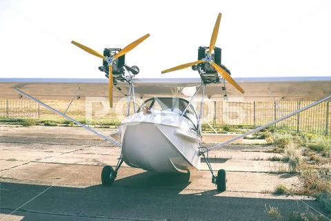 Light twin-engine amphibious aircraft at the airport Stock Photos