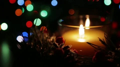 A lighted candle on a Christmas night 库存影片 142601252