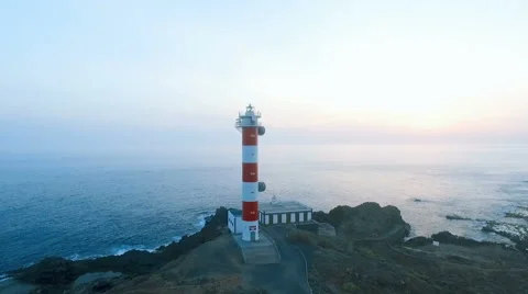 Lighthouse in Atlantic Ocean Видео 56354524