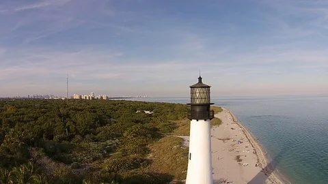 Lighthouse at Bill Baggs state park 12 Video stock 92692821