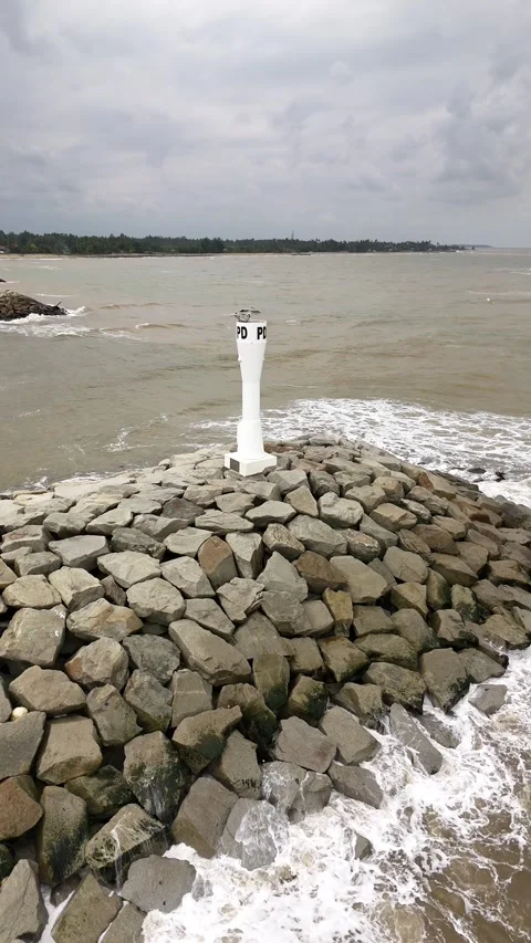 Lighthouse Flypass Video stock 307131163