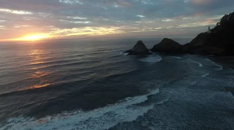 Lighthouse overlooking the Oregon Coast Stock Footage 55810937