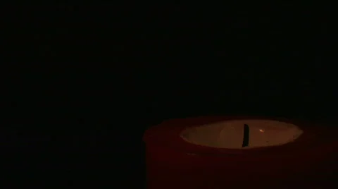 Lighting a Candle  動画素材 863201