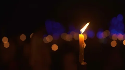 Lighting candles, lanterns in the sky at night in the Lantern Festival Stock Footage 119997754