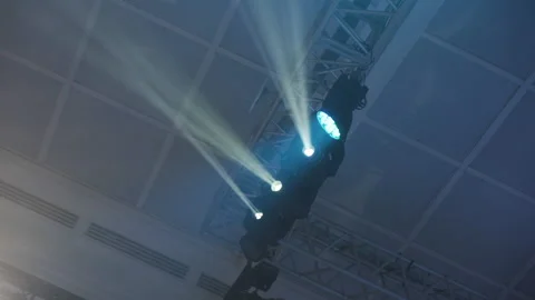 Lighting devices in the concert hall 스톡 동영상 155380388