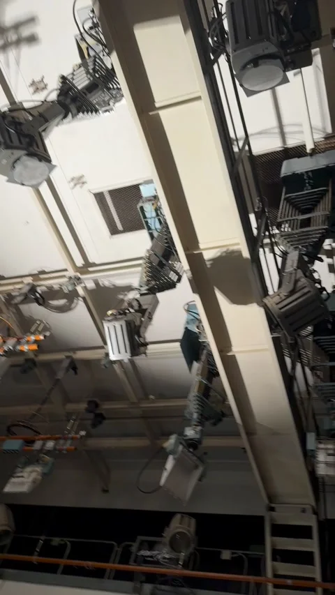 Lighting equipment spotlights on the ceiling Stock-Footage 311394085