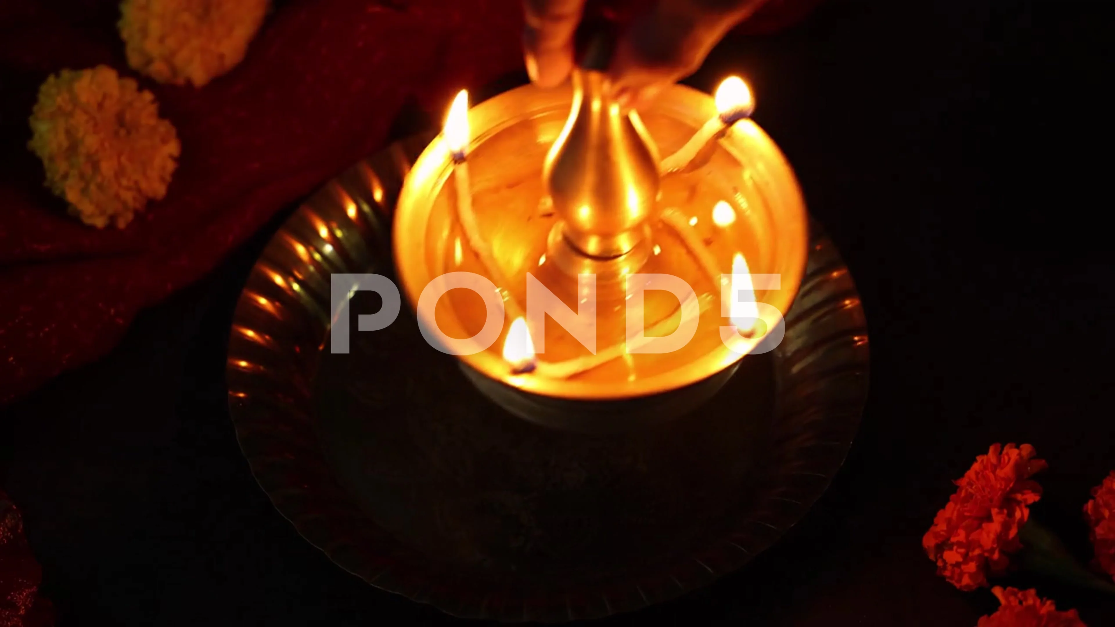 Traditional South Indian Brass Oil Lamp `Nilavilakku `. during Events Like  Housewarming, Marriage Etc Stock Photo - Image of diya, festival: 182602298