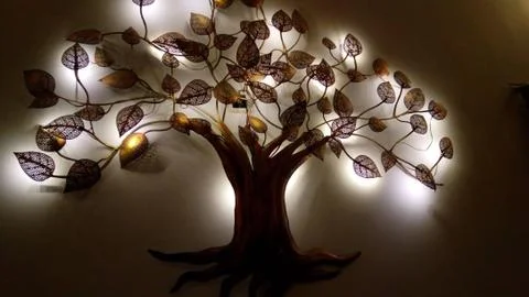 Lighting Trees Фото