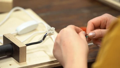 Lighting wiring connection, Stock Footage 101730151