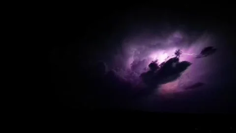 Lightning bolt in a cloud during a storm Video stock 252385507
