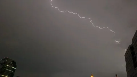 Lightning bolts and flashes Vídeo Stock 116732681