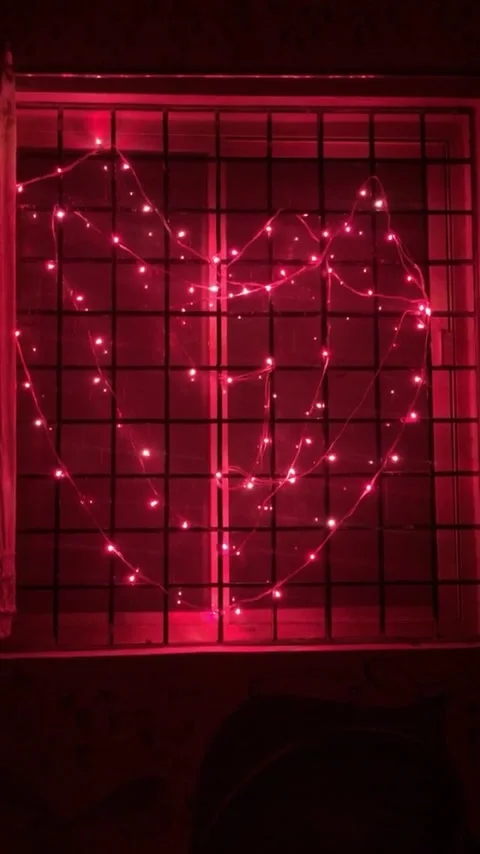Lightning heart shape romantic mood Vidéo 137026766