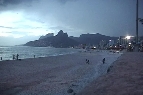 Lightning at Ipanema Beach Stock-Footage 116656