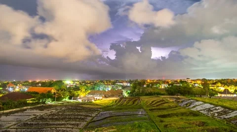 Lightning over ricefield timelapse 4k 動画素材 68647614