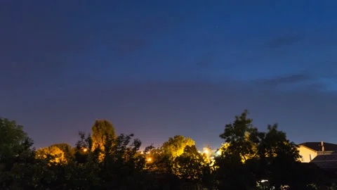 Lightning sparkles in the night sky Stock-Footage 119659576