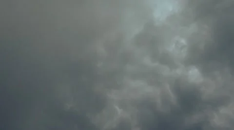 Lightning strike in dark storm clouds Video stock 10931297