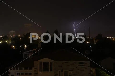 Lightning strikes on the city