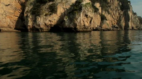 Ligthouse on the Cliffs 動画素材 794231