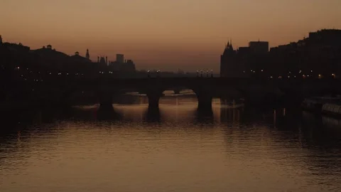 L'Ile de la Cité in Paris Stock Footage 340203141