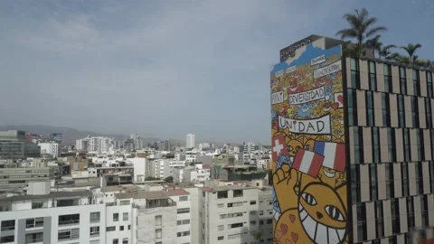 Lima, Peru - March 14, 2026 - the weathly neighborhood of Miraflores Vídeo Stock 336901286