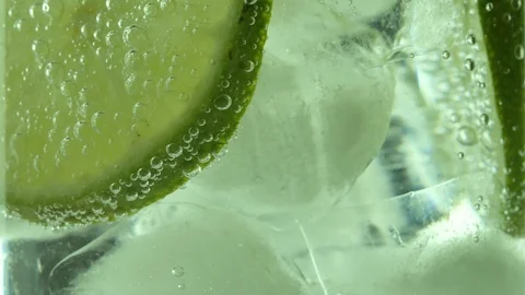 Lime in Soda06 Stock Footage 106710945