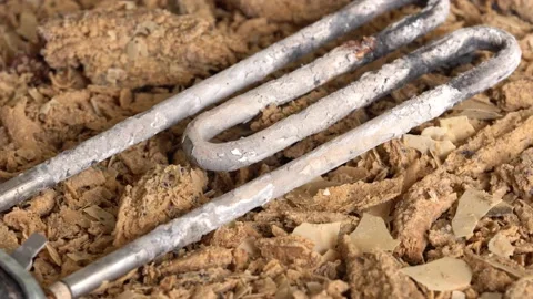 Limescale on the heating element for washing machine Video stock 137445106