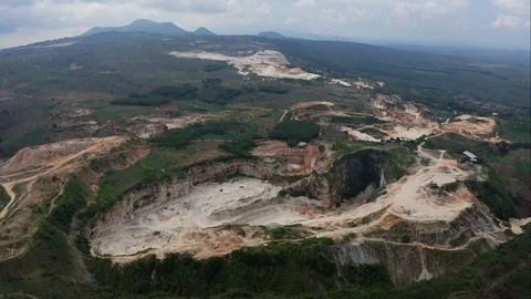 The Limestone Mine Video stock 111235339