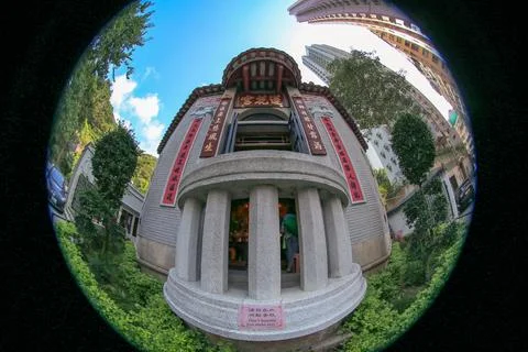 Lin Fa Temple or Lin Fa Kung is a temple which is named after the temple 9 .. Stock Photos