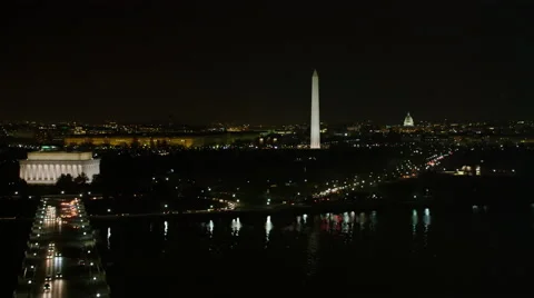 Lincoln Memorial at night with traffic on George Washington Memorial Parkway in Stock Footage 59196431
