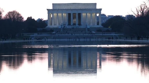 Lincoln Memorial at sunset 4K 動画素材 106345973