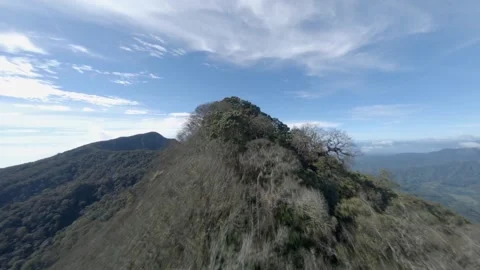 THE LINE OF THE MOUNTAIN 스톡 동영상 229495602