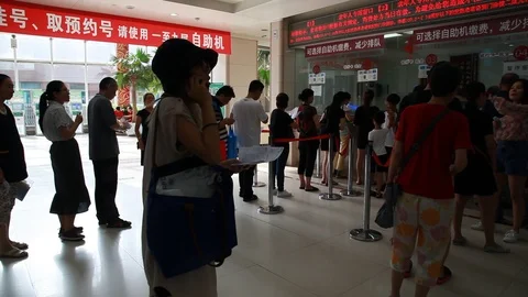 Line up,queue up for payment Stockbeeldmateriaal 93611802