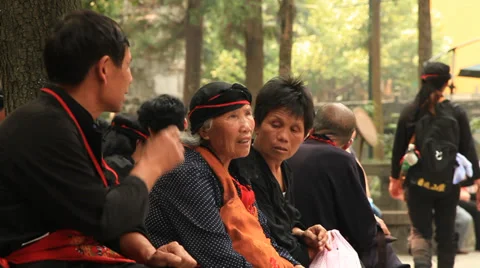 Lingyin Temple monks 2 Stock Footage 39607060