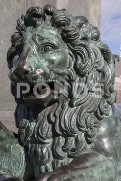 Lion Sculpture on King Karl XIII Monument; Kings Garden; Stockholm Stock Photos