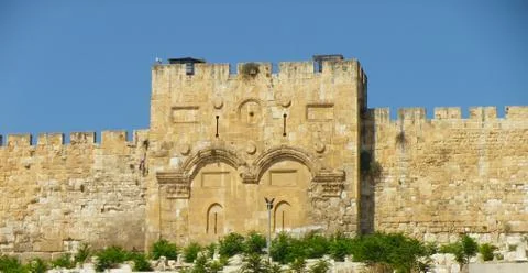 Lion's gate Stock Photos