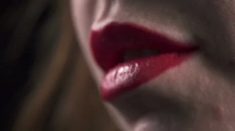Lipstick make up slow motion 스톡 동영상 49551351