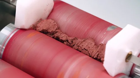 Lipstick production Видео 124477771