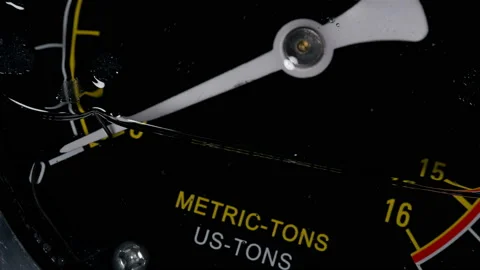 Liquid flows down the pressure gauge’s glass, forming a beautiful effect Stock Footage 117188823