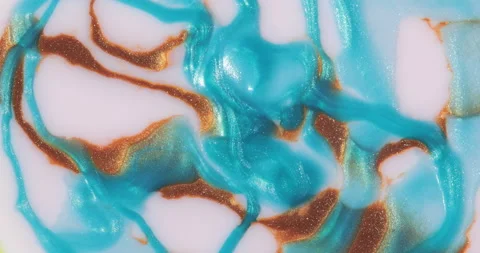 Liquid paint mixing artwork with splash and swirl Video stock 151095616